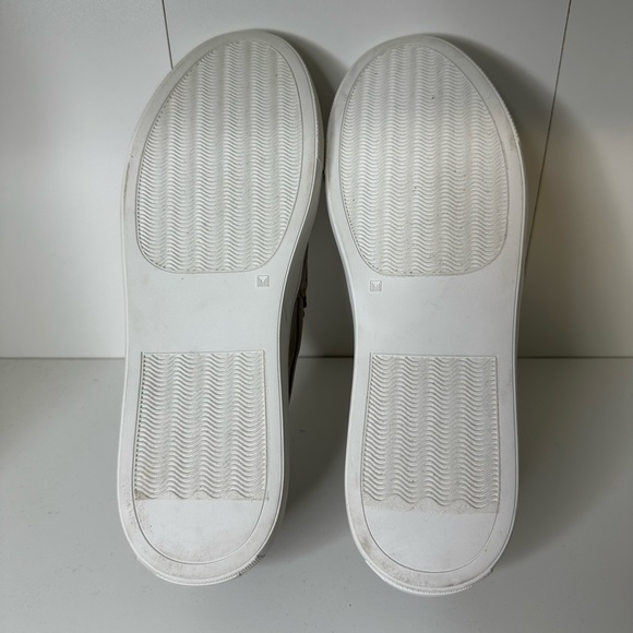 NWOT LOFT Slip on Sneaker Shoe - Picture 3 of 4